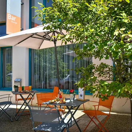 Hotel Western Premier Le Masq 4*