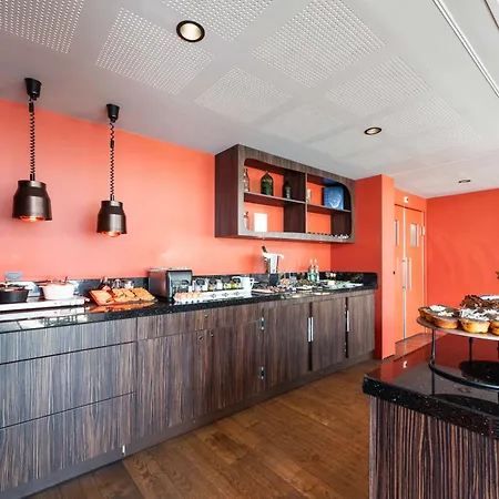 Le Masq Western Premier Hotel